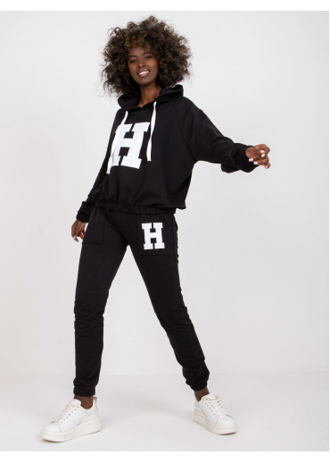 Čierna tepláková súprava