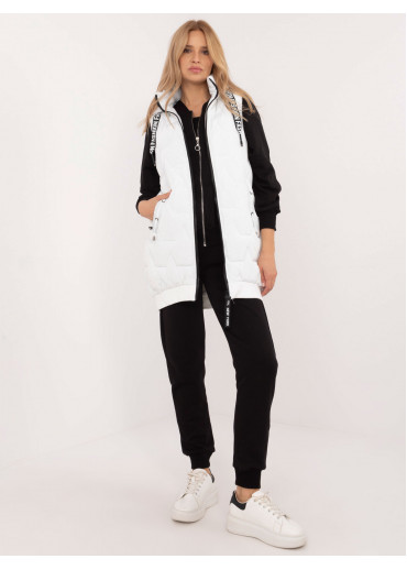 Biela prešívaná vesta bez rukávov