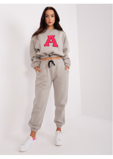 Tmavosivá tepláková súprava