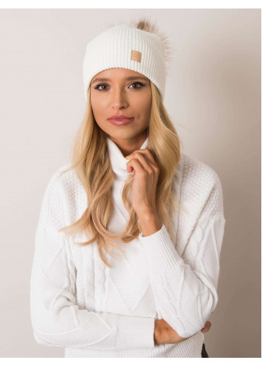 Smotanovo biela čiapka