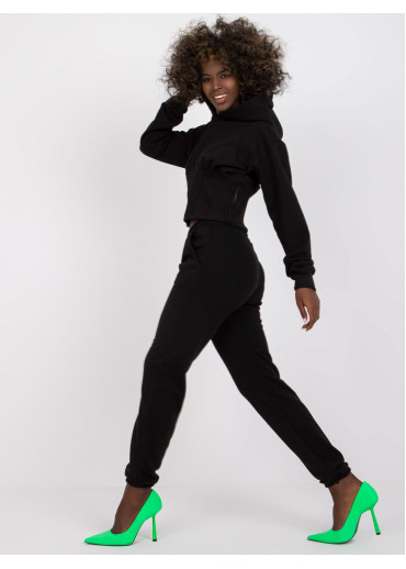 Čierna tepláková súprava