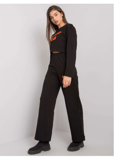 Čierna tepláková súprava