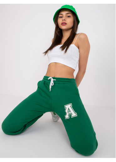 Tmavozelené tepláky