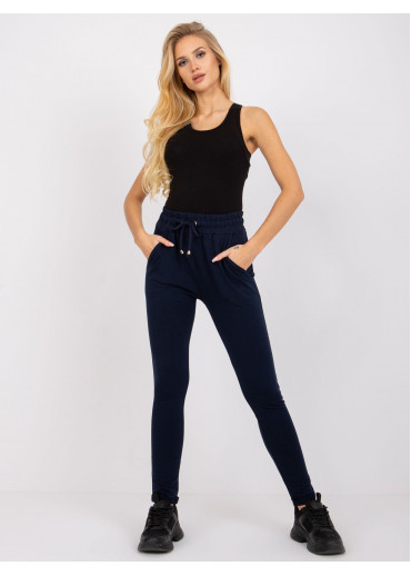 Tmavomodré tepláky