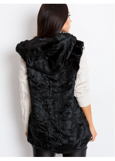 Čierna hebká vesta