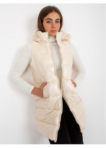 Smotanovo biela prešívaná vesta