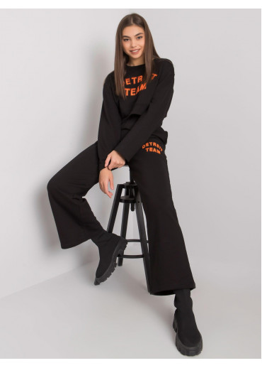 Čierna tepláková súprava