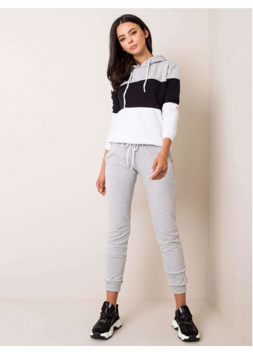 Tmavosivá tepláková súprava