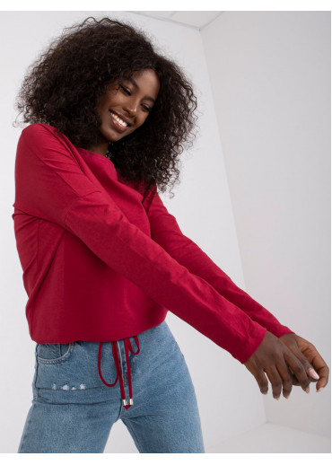 Bordovo červené tričko so šnúrkou