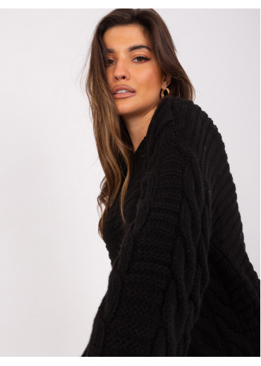 Čierny pletený pulóver