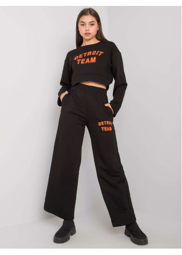 Čierna tepláková súprava