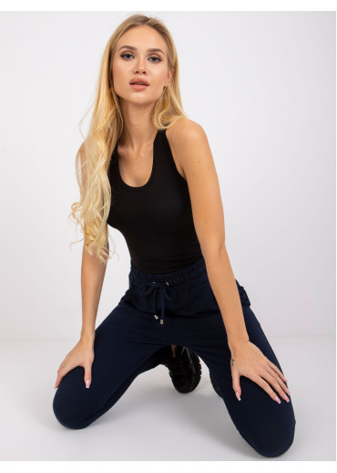 Tmavomodré tepláky