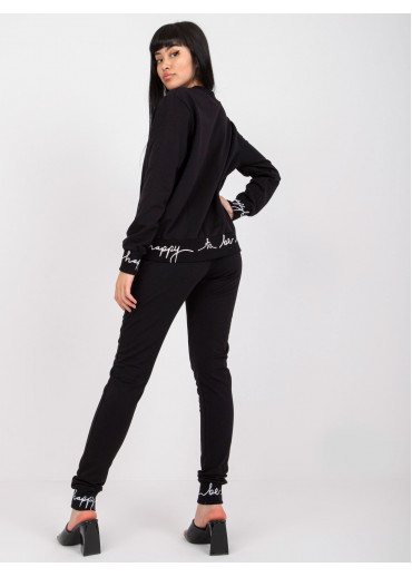 Čierna tepláková súprava