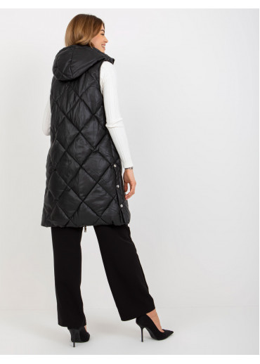 Čierna prešívaná vesta