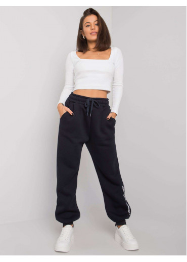 Tmavomodré tepláky