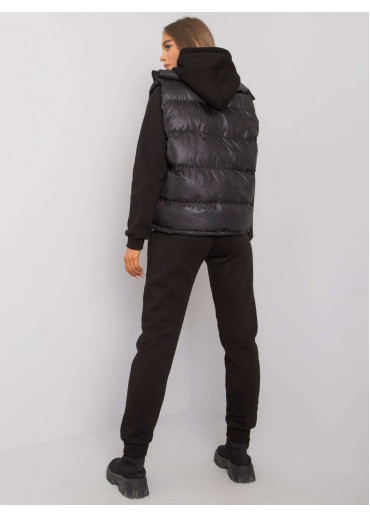 Čierna tepláková súprava s vestou