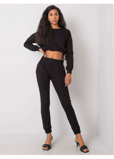 Čierna tepláková súprava