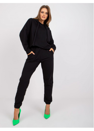 Čierna tepláková súprava