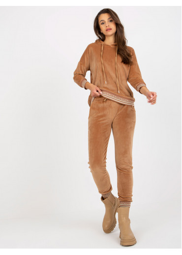 Hnedá tepláková súprava