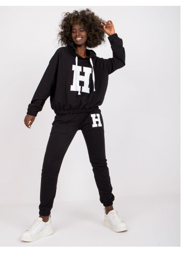 Čierna tepláková súprava