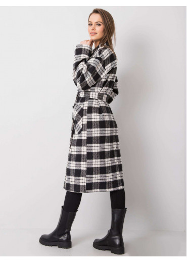 Čierny kabát s opaskom