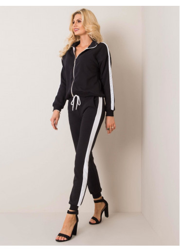 Čierna tepláková súprava