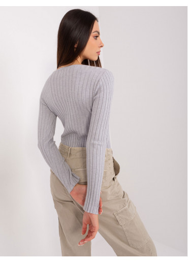 Sivé tričko s dlhým rukávom