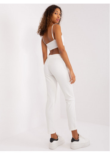 Smotanovo biele tepláky