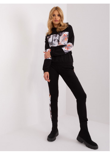 Čierna tepláková súprava