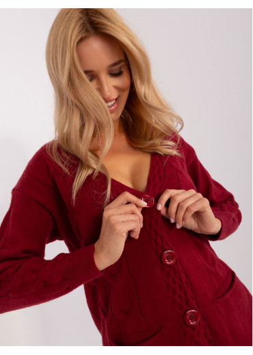 Bordovo červený sveter