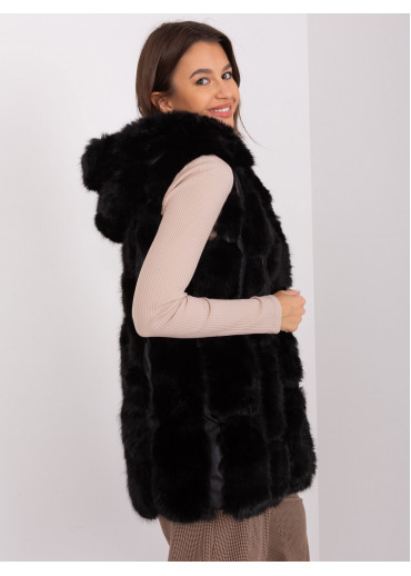 Čierna kožušinová vesta