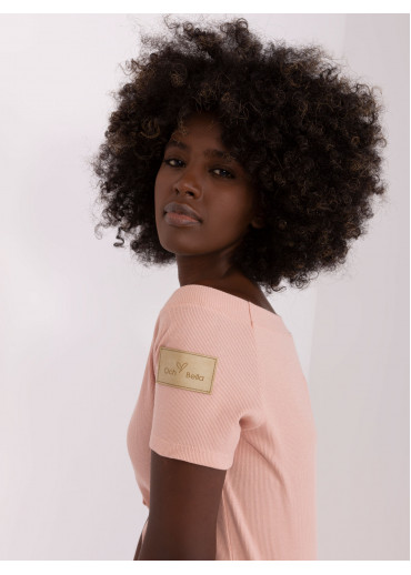 Púdrovo ružové tričko