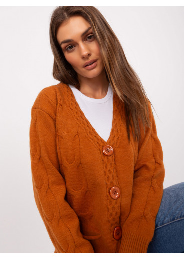 Karamelovo hnedý sveter