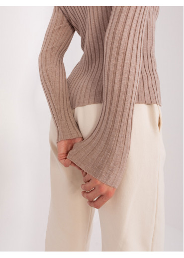 Béžovo hnedé tričko s dlhým rukávom