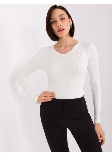 Smotanovo biele tričko s dlhým rukávom