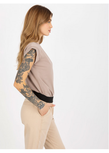 Béžovo hnedé tričko