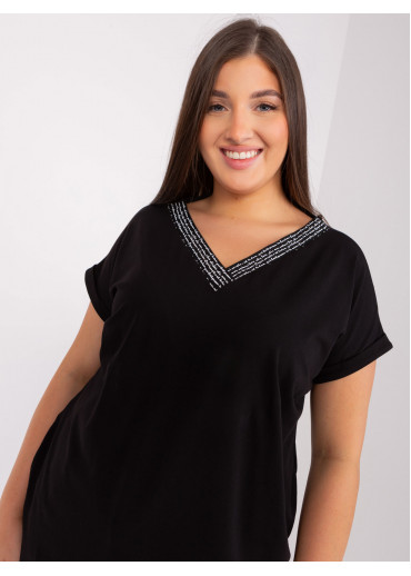 Čierne predĺžené tričko