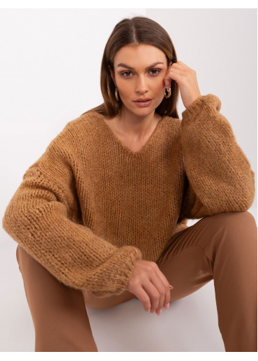 Hnedý pletený pulóver