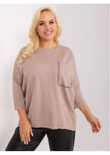 Kapučínovo hnedé tričko