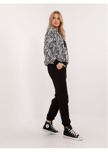 Čierna tepláková súprava