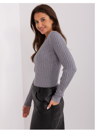 Tmavosivé tričko s dlhým rukávom