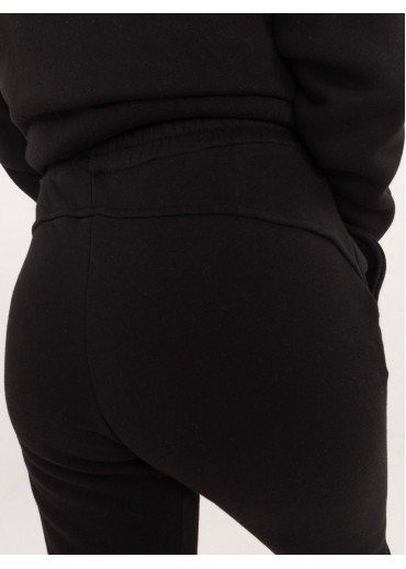 Čierna tepláková súprava