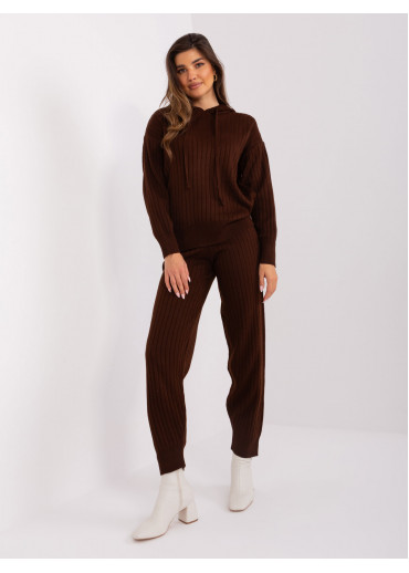 Hnedý teplákový komplet