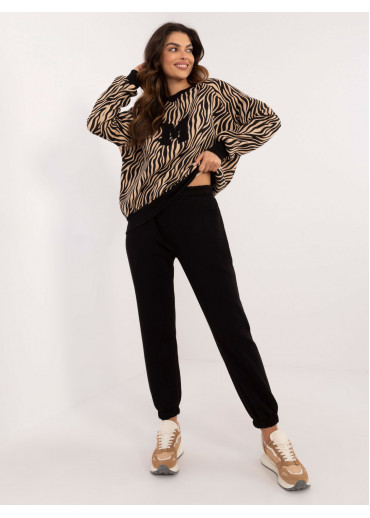 Viacfarebná tepláková súprava s hviezdou