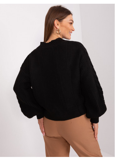 Čierny pletený sveter