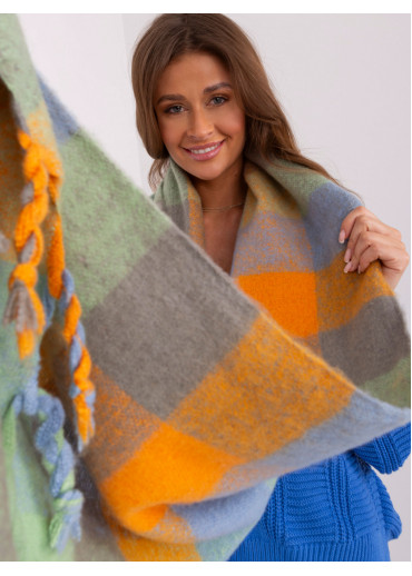 Oranžový hebký šál