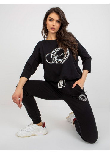 Čierna tepláková súprava