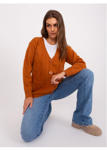 Karamelovo hnedý sveter