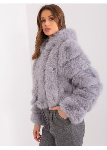 Sivá chlpatá bunda