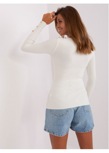 Smotanovo biele tričko s dlhým rukávom